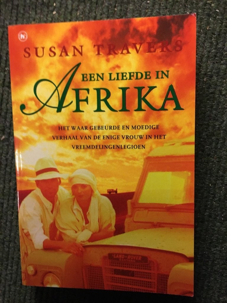 Een liefde in Afrika; door Susan Travers #Oorlog #Afrika, Ophalen of Verzenden, Zo goed als nieuw, Susan Travers, Afrika