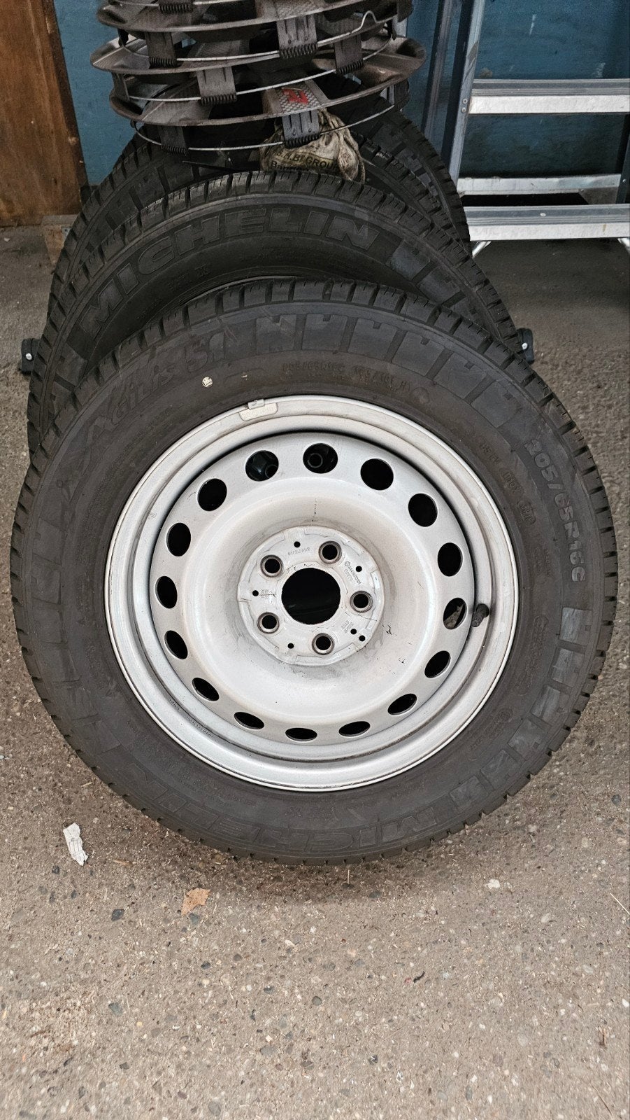 Michelin Banden en Velgen 205/65R16C, Ophalen, 16 inch, Banden en Velgen, 205 mm