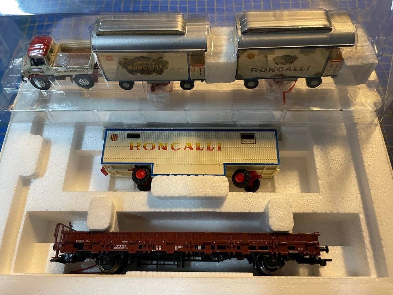 Marklin 46971 + BUB 05777 Roncalli Circus, Verzenden, Gelijkstroom of Wisselstroom, Märklin, Nieuw