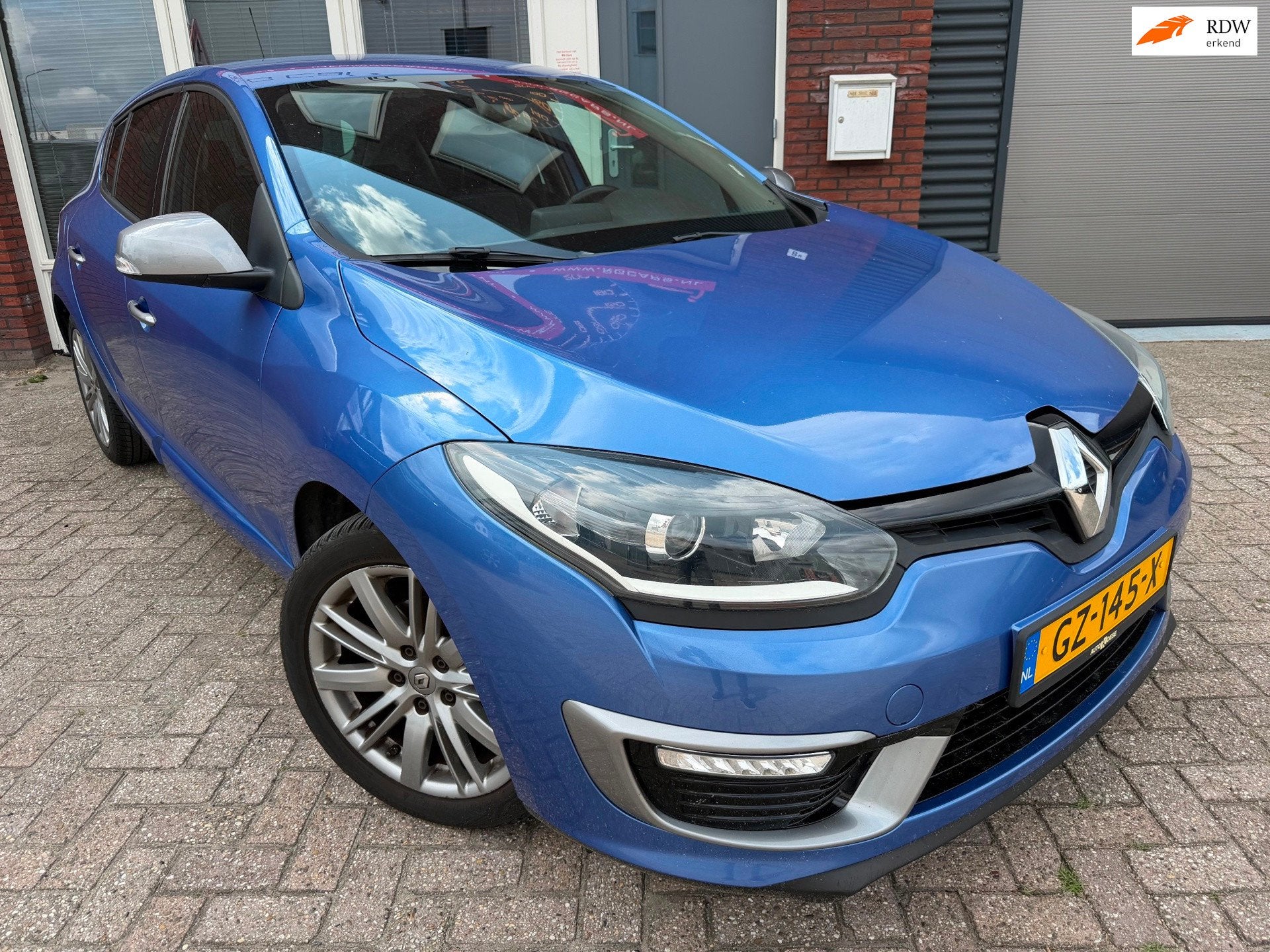 Renault Mégane 1.2 TCe GT-Line / Navi / Leder / PDC / Clima, Voorwielaandrijving, Gebruikt, 4 cilinders, Met garantie (alle)