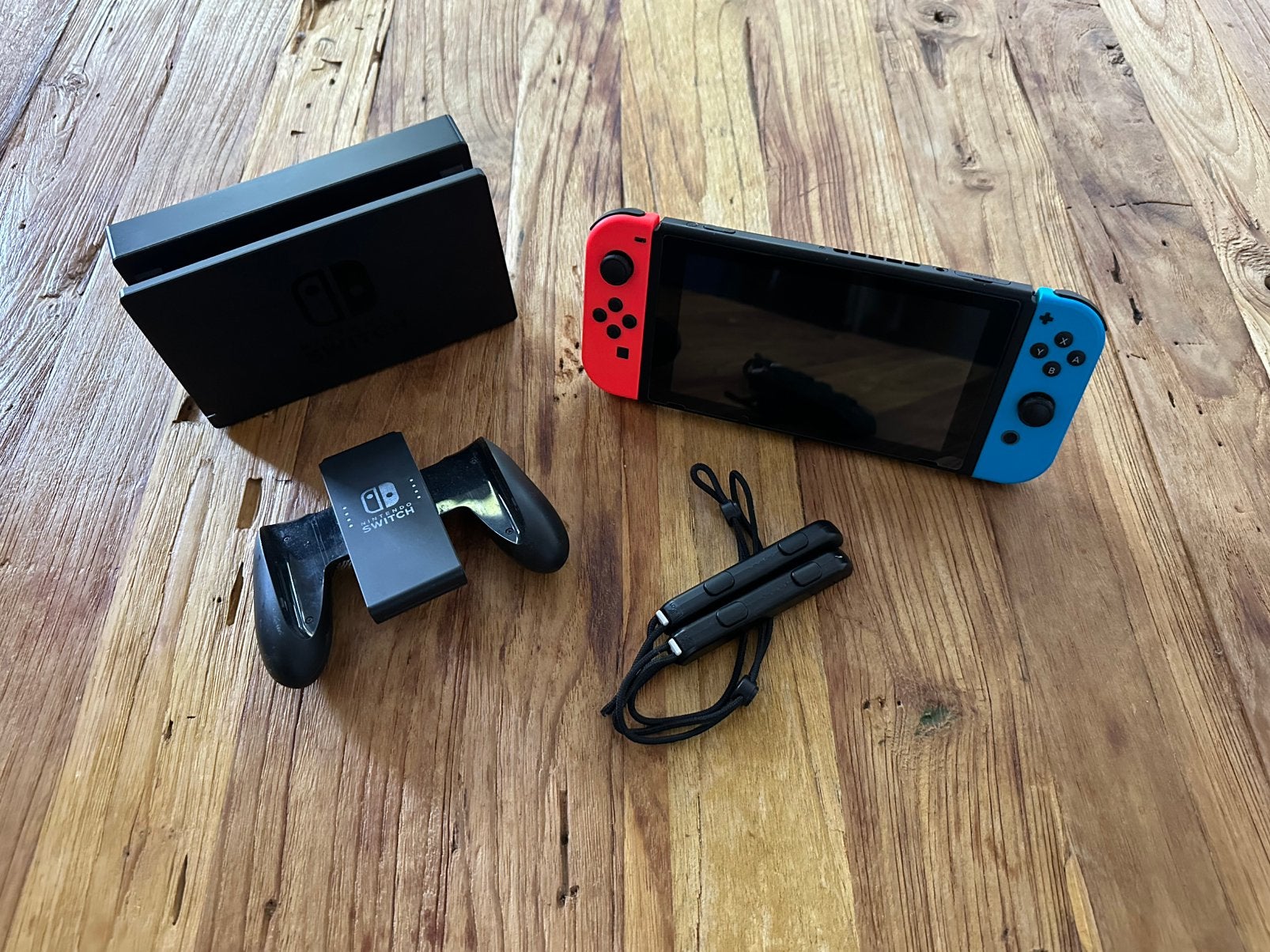 Nintendo Switch 1 - zo goed als nieuw, Spelcomputers en Games, Spelcomputers | Nintendo Switch, Ophalen of Verzenden, Zo goed als nieuw