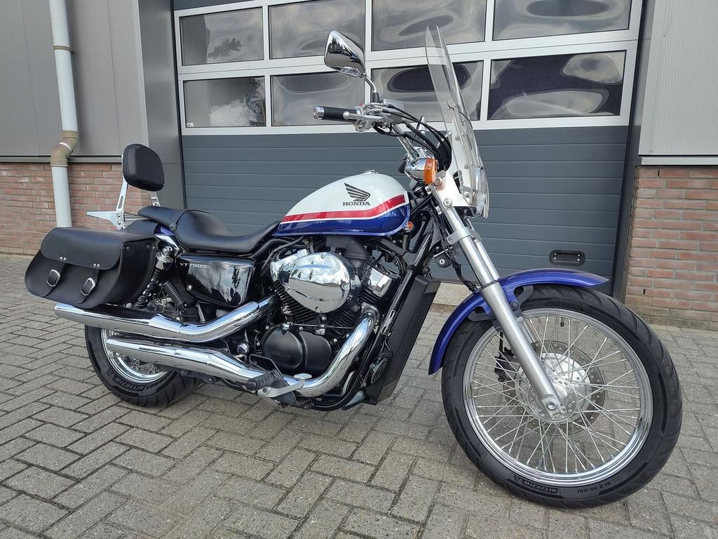 HONDA VT750S SHADOW (bj 2014), Motoren, 2 cilinders, Chopper, Bedrijf, Onbekend