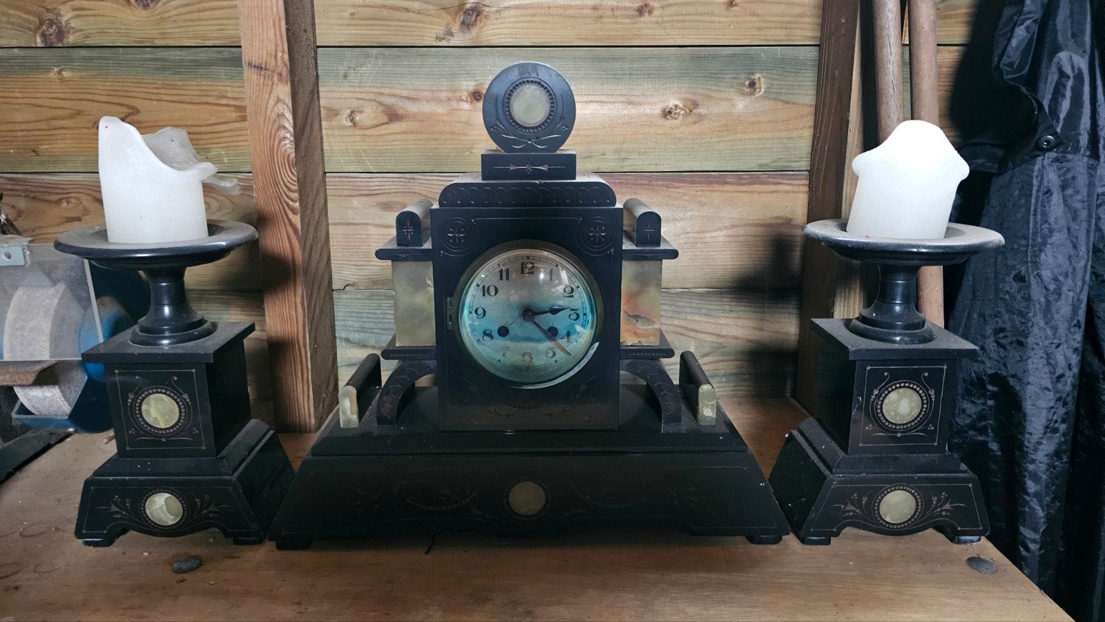 Antieke pendule met kandelaars - uurwerk defect, Antiek en Kunst, Ophalen