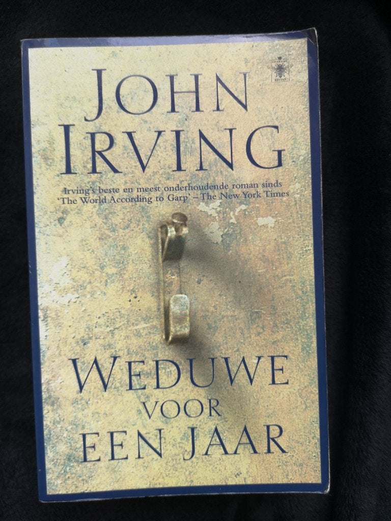 John Irving, Weduwe Voor Een Jaar, Boeken, Ophalen of Verzenden, Gelezen