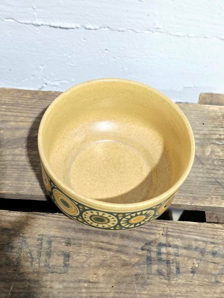 9633: Vintage 1970s Staffordshire Potteries Bowl, Ophalen of Verzenden