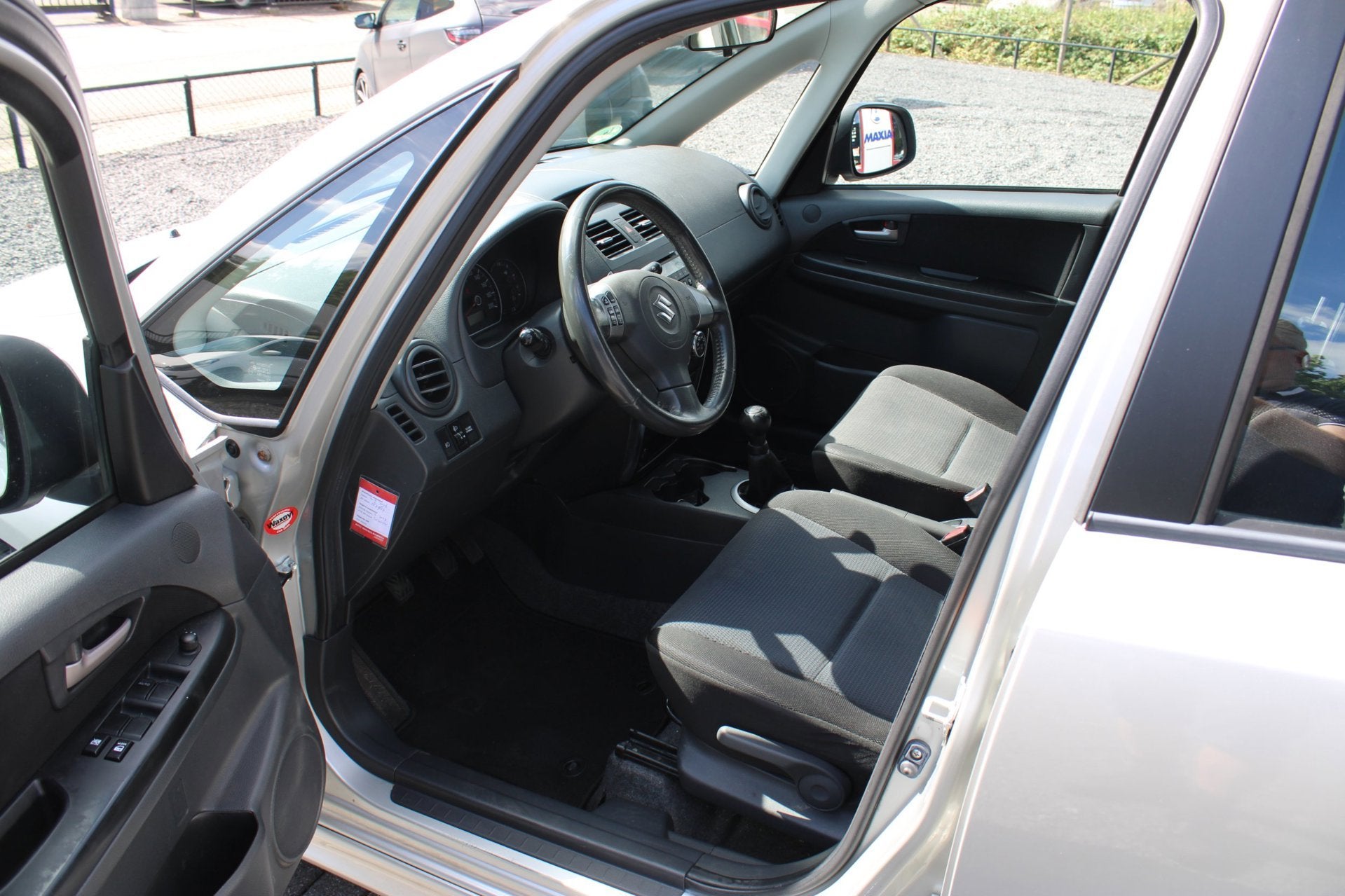 Suzuki SX4 1.6 Exclusive Trekhaak Airco autom, Auto's, Dealer onderhouden, Gebruikt, 4 cilinders, 49 €/maand