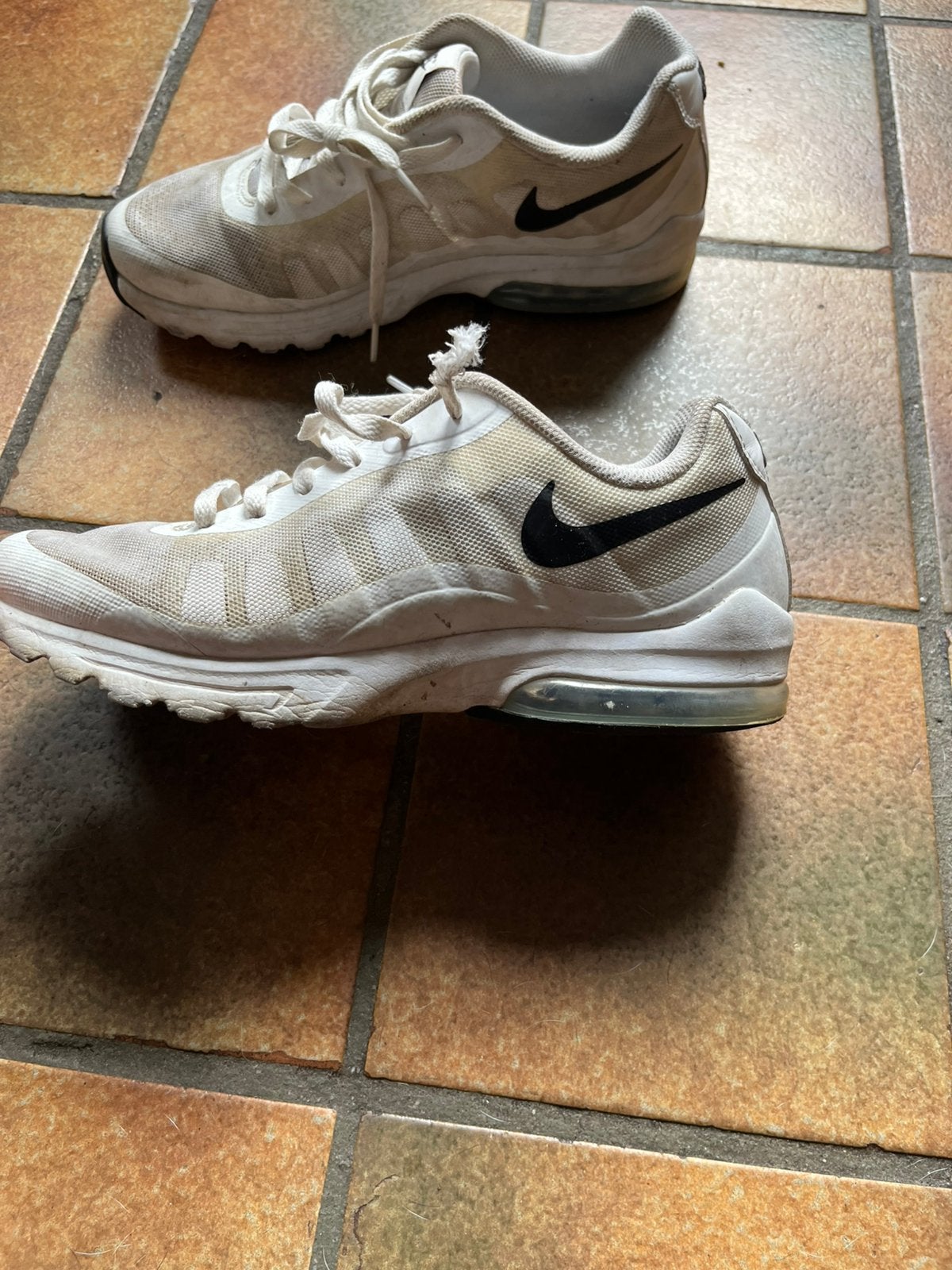 Nike air schoenen 43, Ophalen of Verzenden, Zo goed als nieuw, Hardloopschoenen, Nike