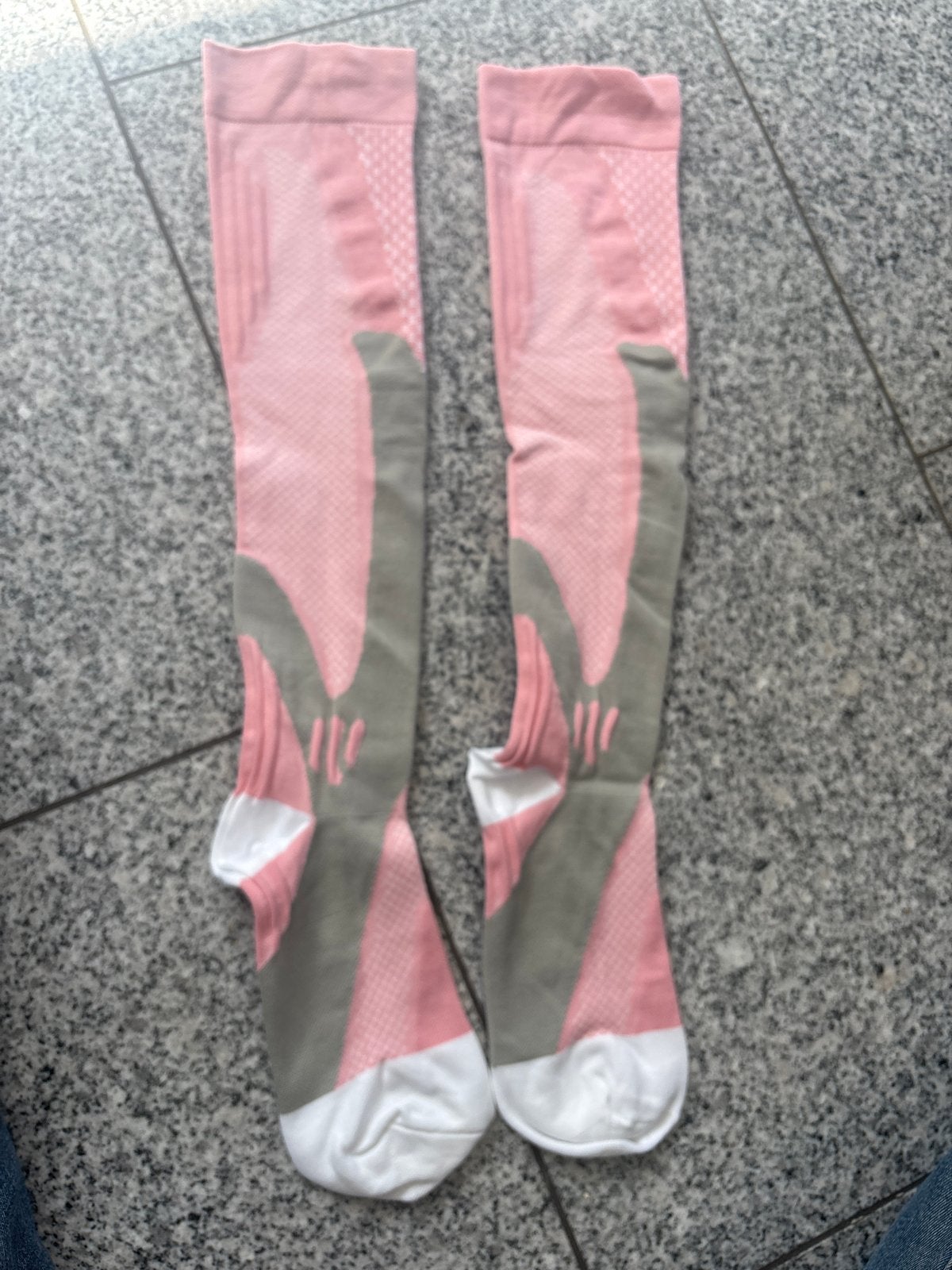 Roze en grijze compressiesokken - Nieuw, Sokken en Kniesokken, Nieuw, Overige maten, Ophalen of Verzenden