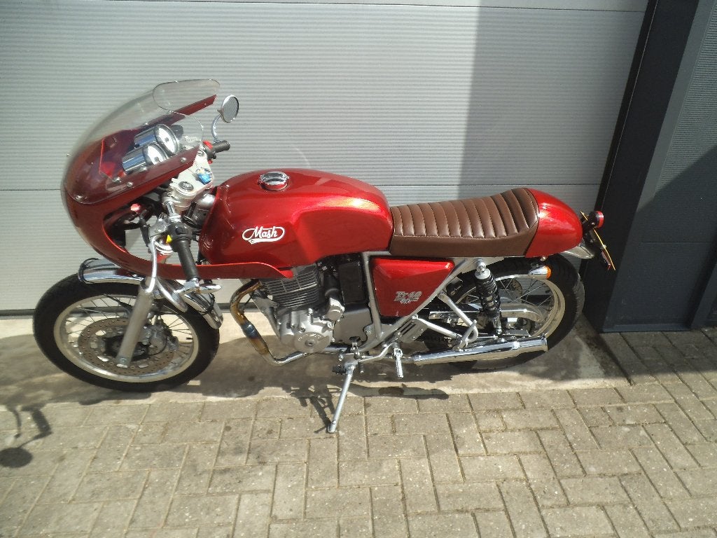 Mash TT400 en BMW G310R, 400 cc, Gebruikt, Minimaal motorrijbewijs A2, ABS