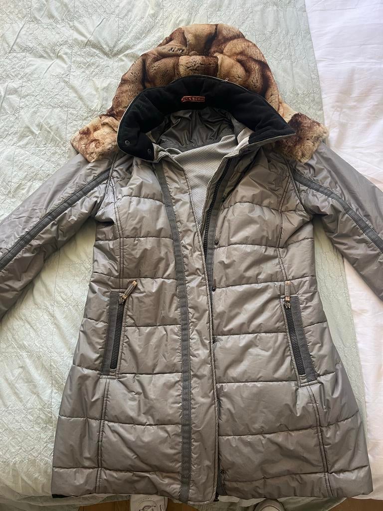 Frauenschuh ski jas grijs met konijnenbont capuchon, maat 42, Kleding | Dames, Wintersportkleding, Zo goed als nieuw, Jack, Maat 38/40 (M)