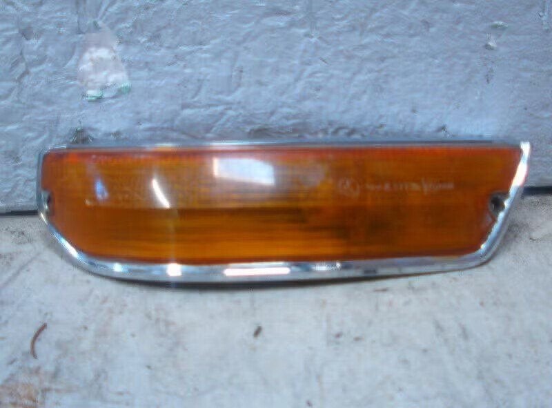 KNIPPERLICHT LINKS BMW 1502...2002 (E10) (k-22736), Auto-onderdelen, Gebruikt, Ophalen of Verzenden, Petuelring 130 80809 München, DE