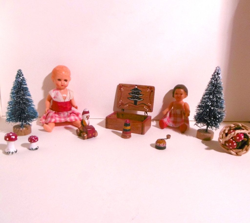 oud houten speelgoed kist kerstboom muziekdoos poppenhuis, Verzenden, Poppenhuis