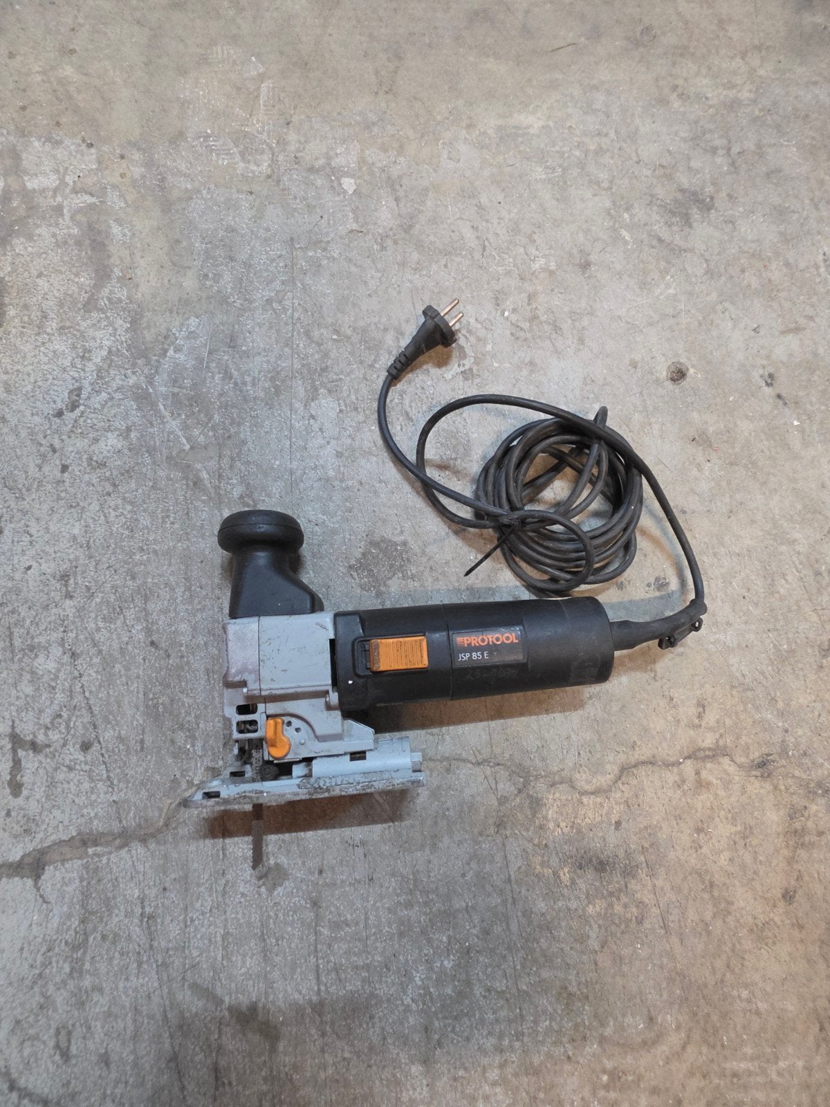 Protool JSP85E Decoupeerzaag, Doe-het-zelf en Verbouw, Ophalen of Verzenden, Gebruikt, Minder dan 600 watt, Decoupeerzaag