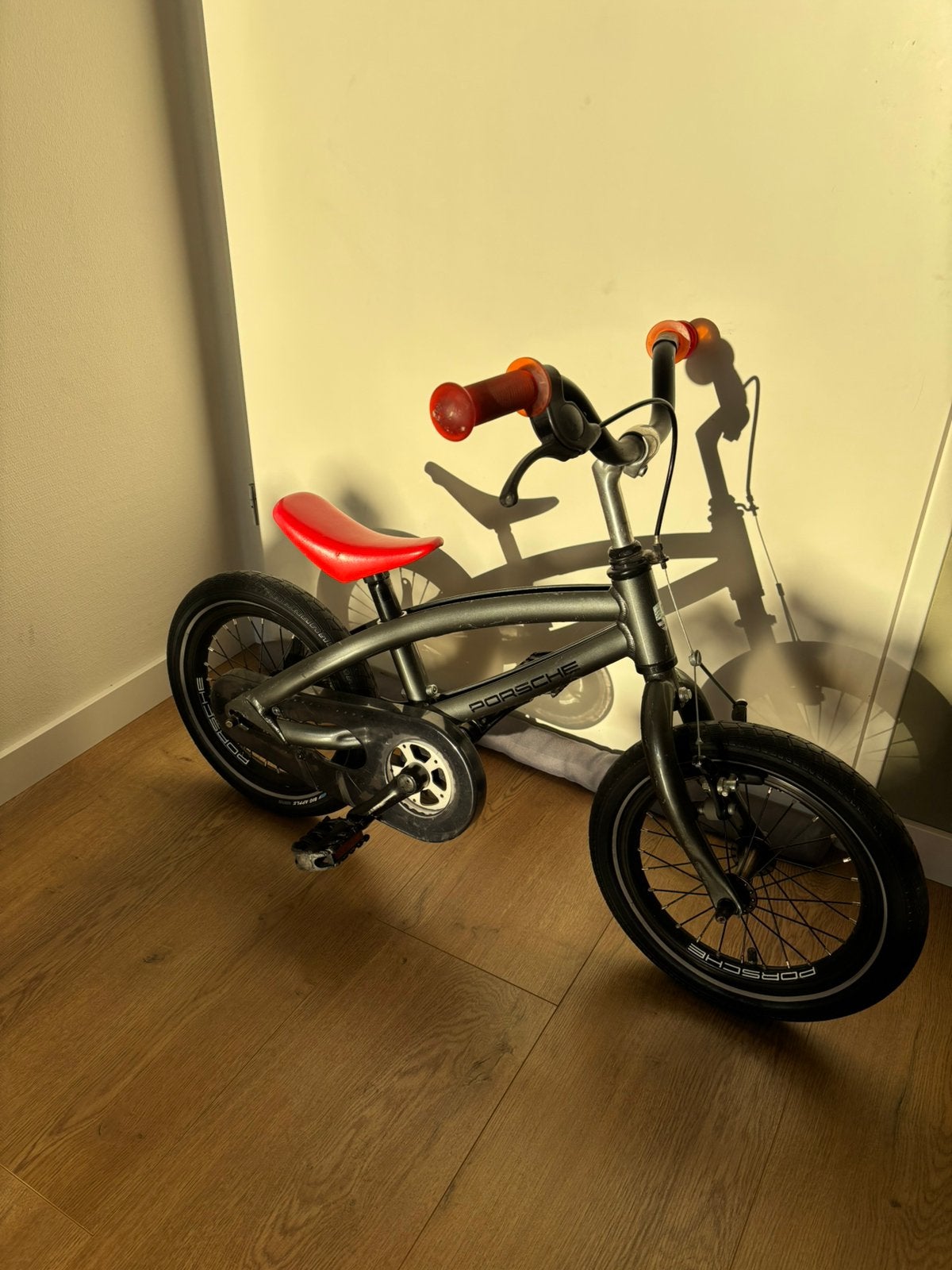 Porsche Kinderfiets, Ophalen of Verzenden, Zo goed als nieuw, Minder dan 16 inch