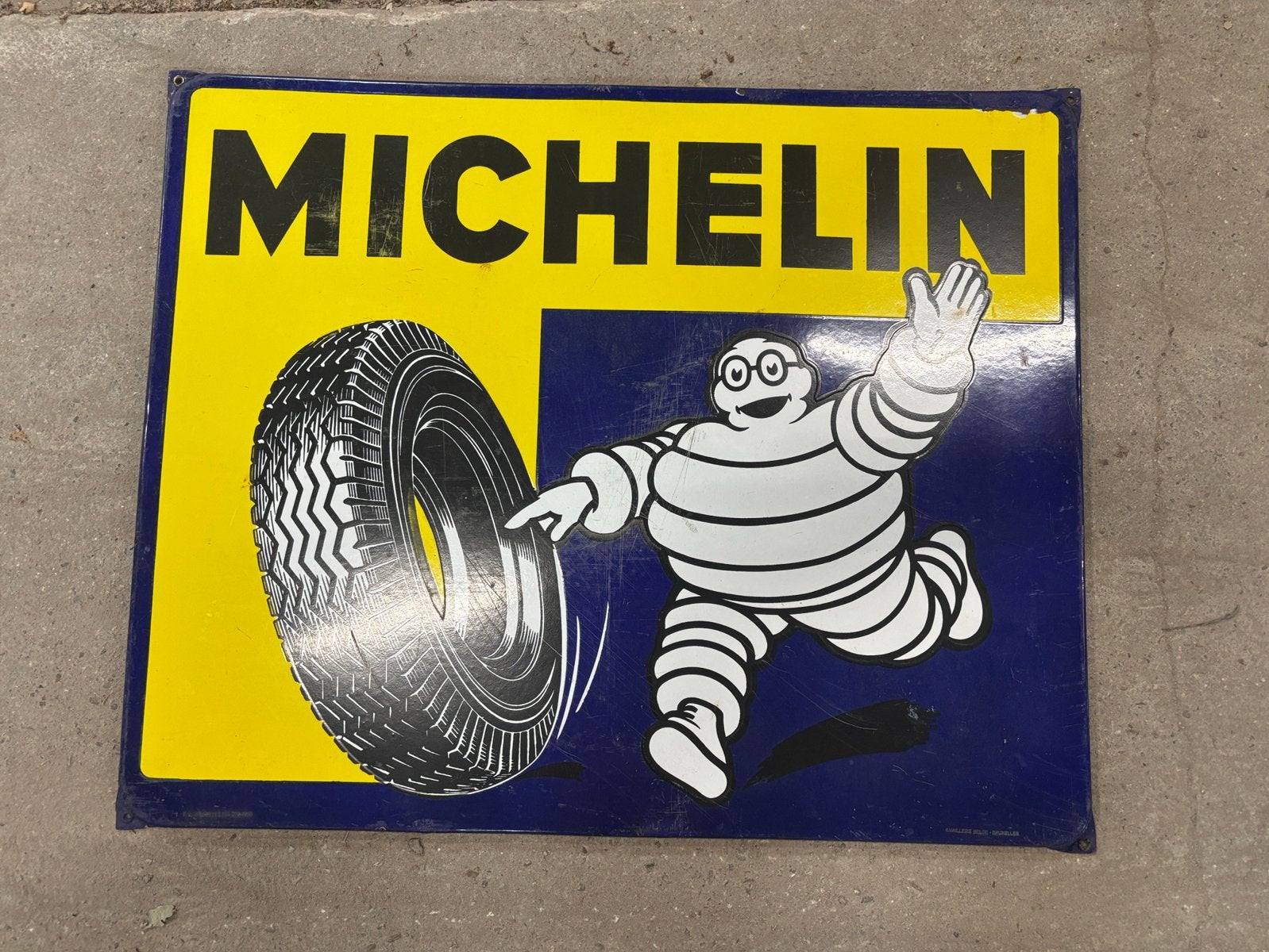 Michelin Bibendum reclamebord emaillerie belgie 1950, Verzamelen, Reclamebord, Gebruikt, ., Ophalen of Verzenden