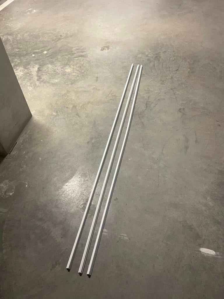 3x Ophangrail voor schilderijen, wit, 200cm, Ophalen, Gebruikt
