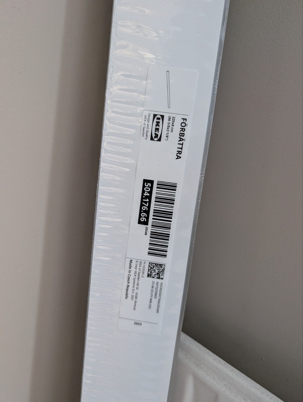 Nieuwe IKEA Forbattra witte plint 220x8 cm, Ophalen, Overige materialen, Nieuw, 200 tot 250 cm