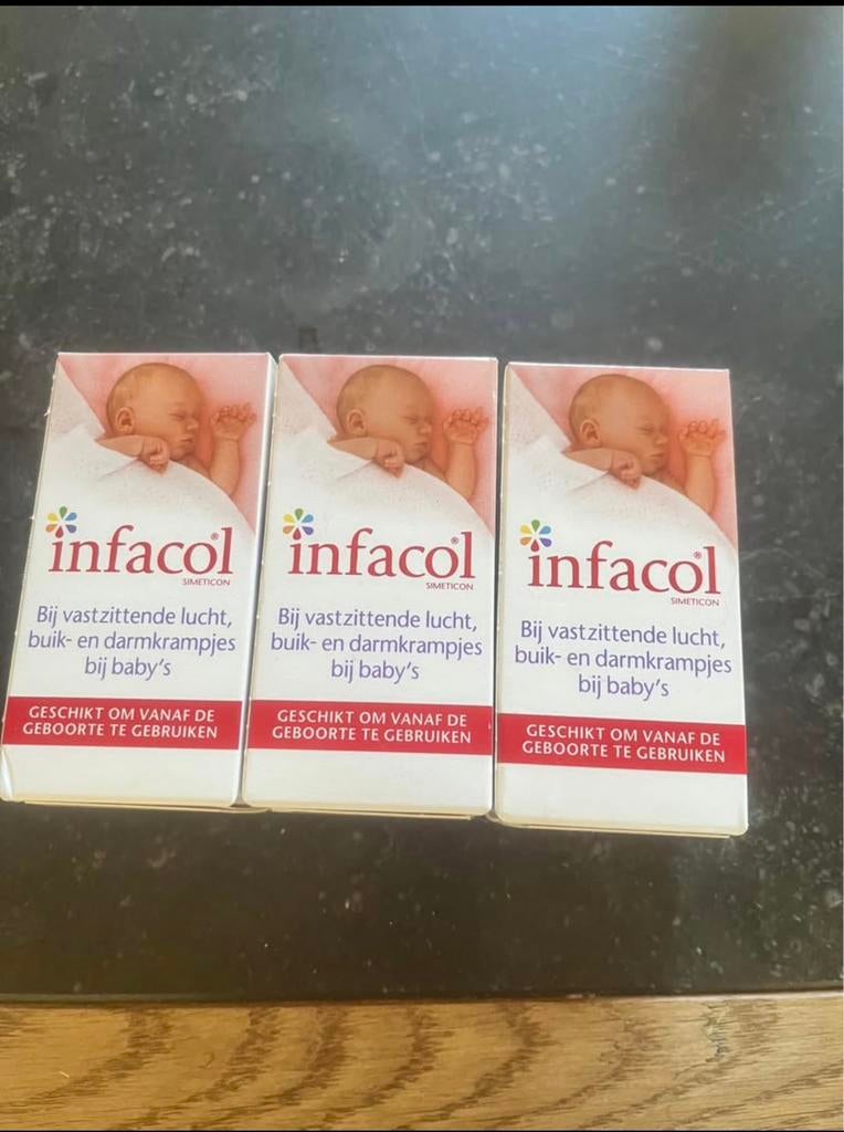 3 dichte doosjes infacol, Ophalen, Zo goed als nieuw
