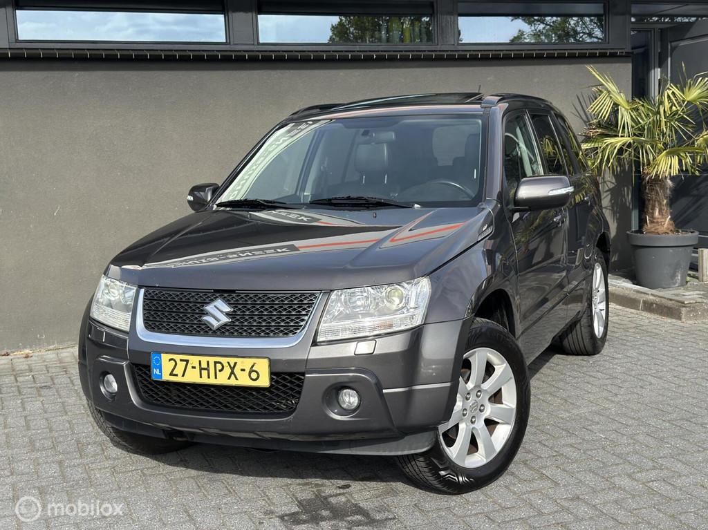 Suzuki Grand Vitara 2.4 High Executive 4x4 | Pano | Trekhaak, Gebruikt, 4 cilinders, 1850 kg, Grand Vitara
