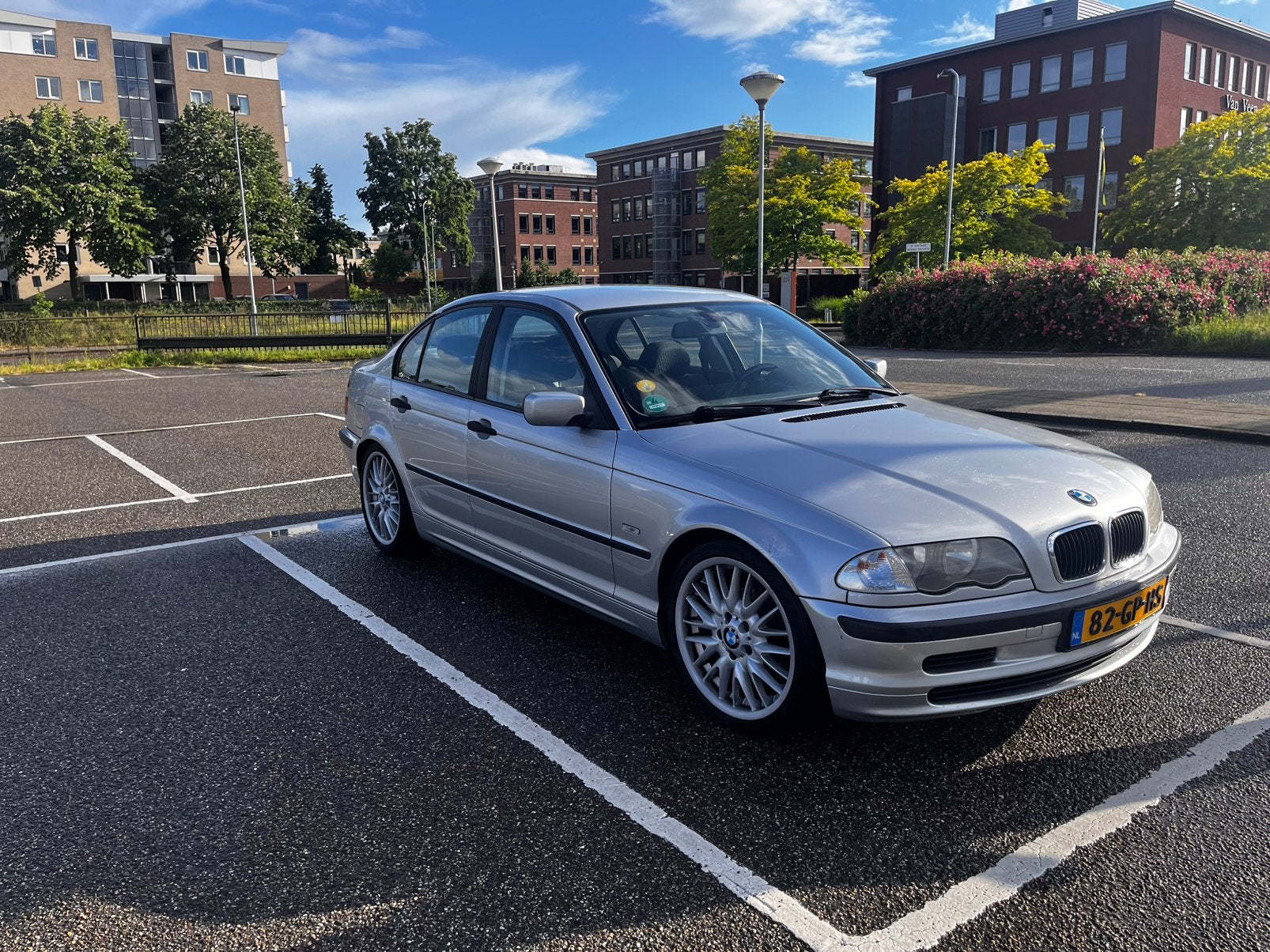 BMW 3-Serie 1.9 I 316i 2001, sportuitlaat en M sport velgen, 13 km/l, 1250 kg, 4 cilinders, Origineel Nederlands