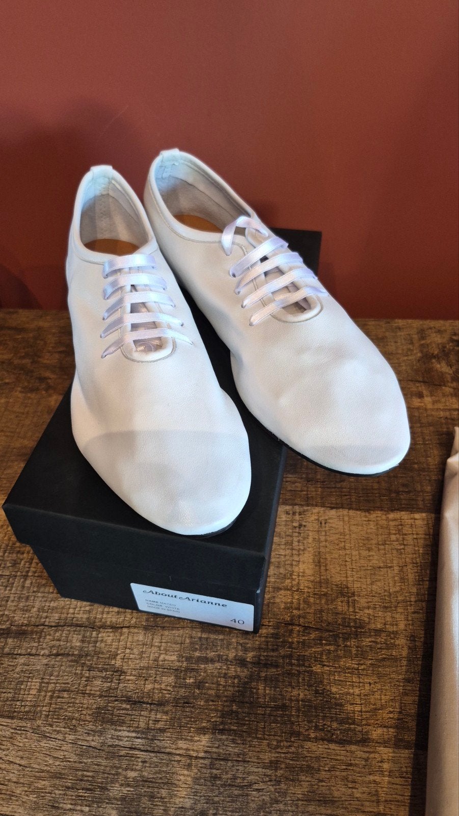About Arianne Mateo witte veterschoenen maat 40, Kleding | Dames, Schoenen, Schoenen met lage hakken, Nieuw, Ophalen of Verzenden