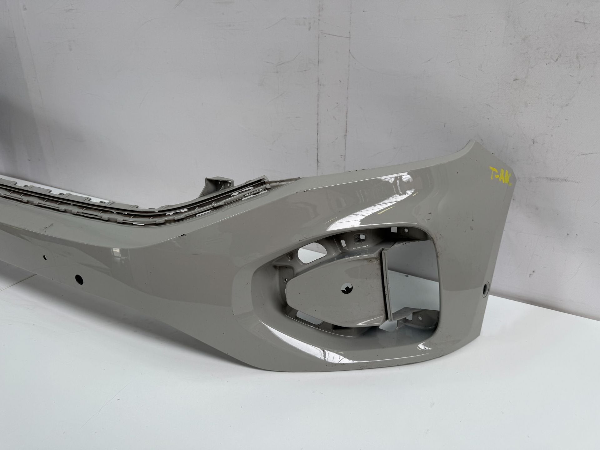 VW 2GA T-ROC T ROC FACELIFT VOORBUMPER BUMPER 2GA807221Q 22-, Auto-onderdelen, Gebruikt, Volkswagen AG, Bumper, Berliner Ring 2
38440  Wolfsburg, DE