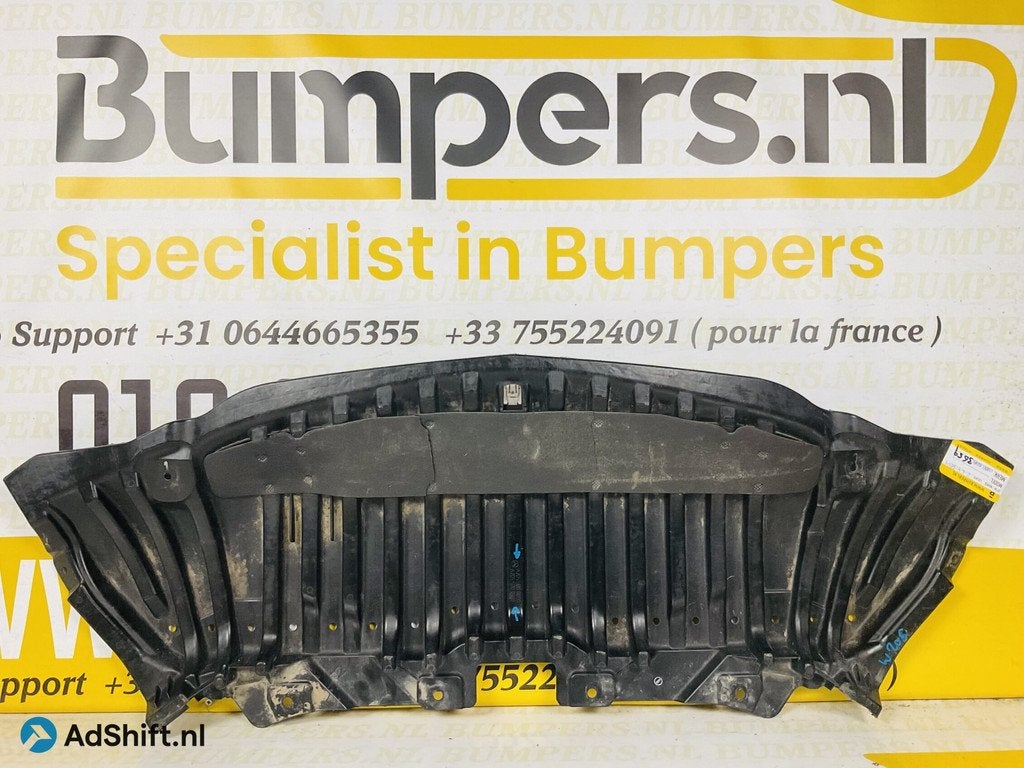 Bumperlip Mercedes C Klasse W205 A2055200000 Onderplaat 2-L3