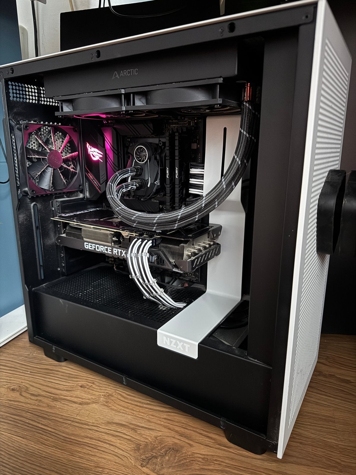 Krachtige Gaming PC Set (Ryzen 7 5800X3D / RTX 3080), IPS, Zo goed als nieuw, Quad HD (2K), 201 Hz of meer