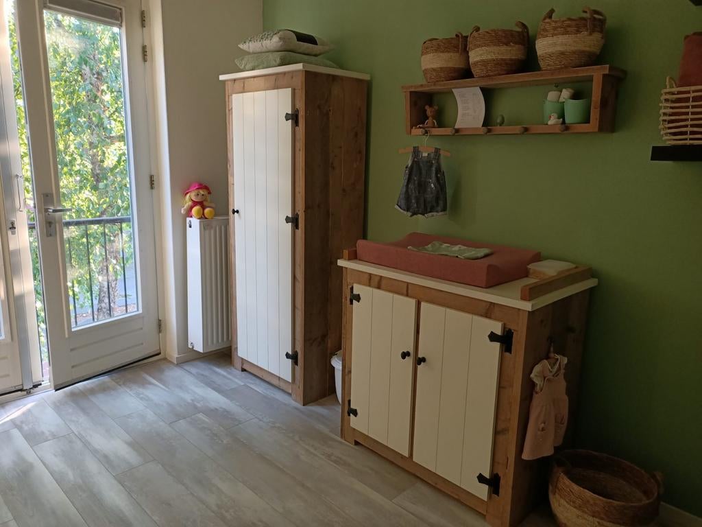 Massief steigerhouten meubelen voor baby-/kinderkamer, Ophalen, Gebruikt, 50 tot 70 cm, 105 cm of meer