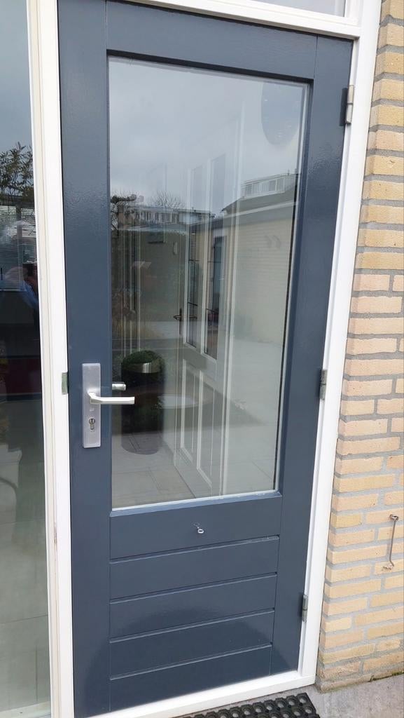 Buitendeur 78 x 215 cm met glas en houten paneel, Doe-het-zelf en Verbouw, Deuren en Horren, Gebruikt, Buitendeur, 200 tot 215 cm