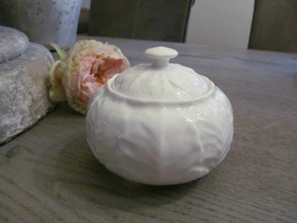 Wedgwood Countryware Suikerpot Wit, Overige typen, Ophalen of Verzenden, Zo goed als nieuw, Overige stijlen