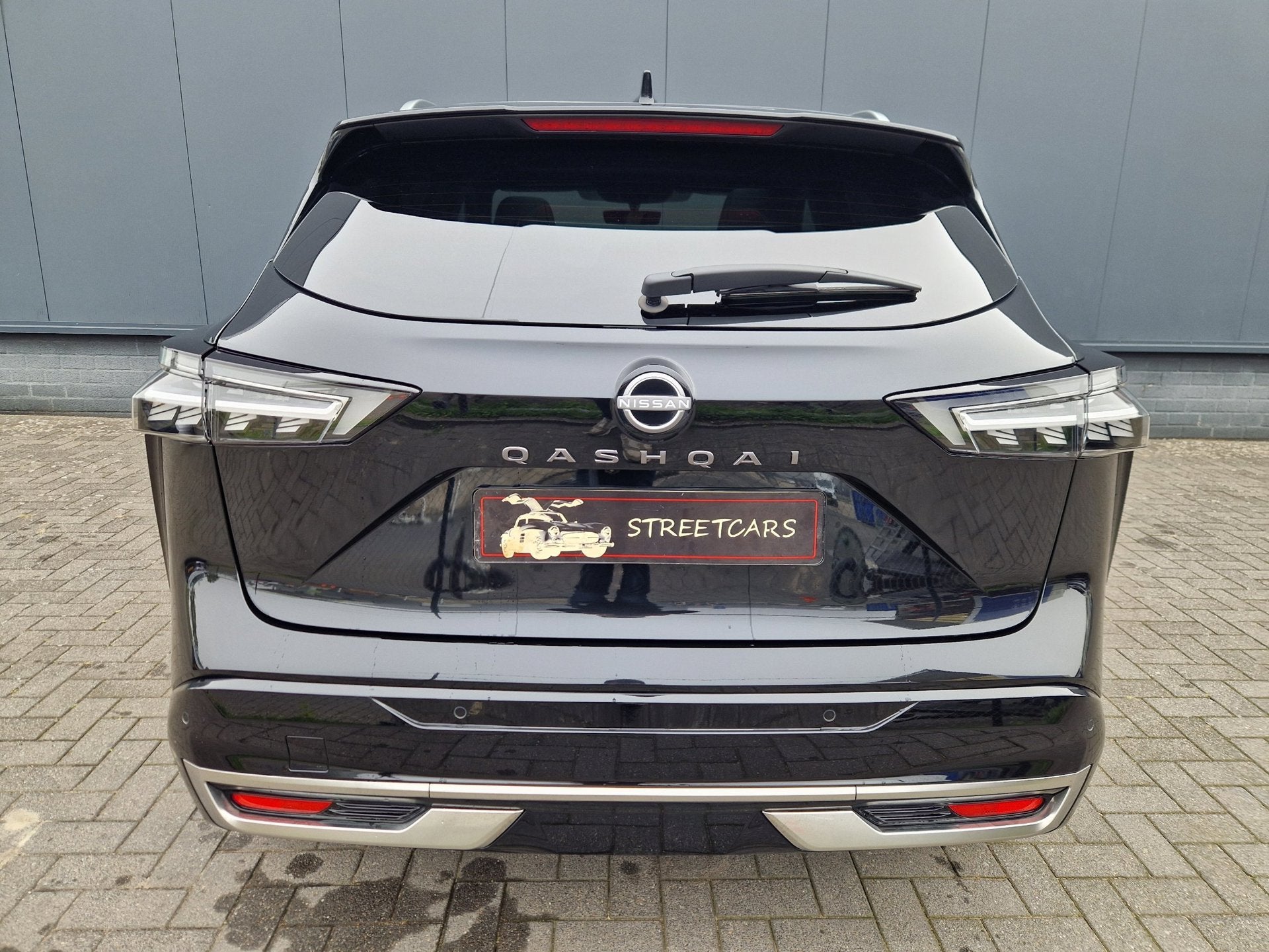 Nissan Qashqai 1.3 MHEV Xtronic Tekna Plus, Gebruikt, Zwart, 4 cilinders, Zwart