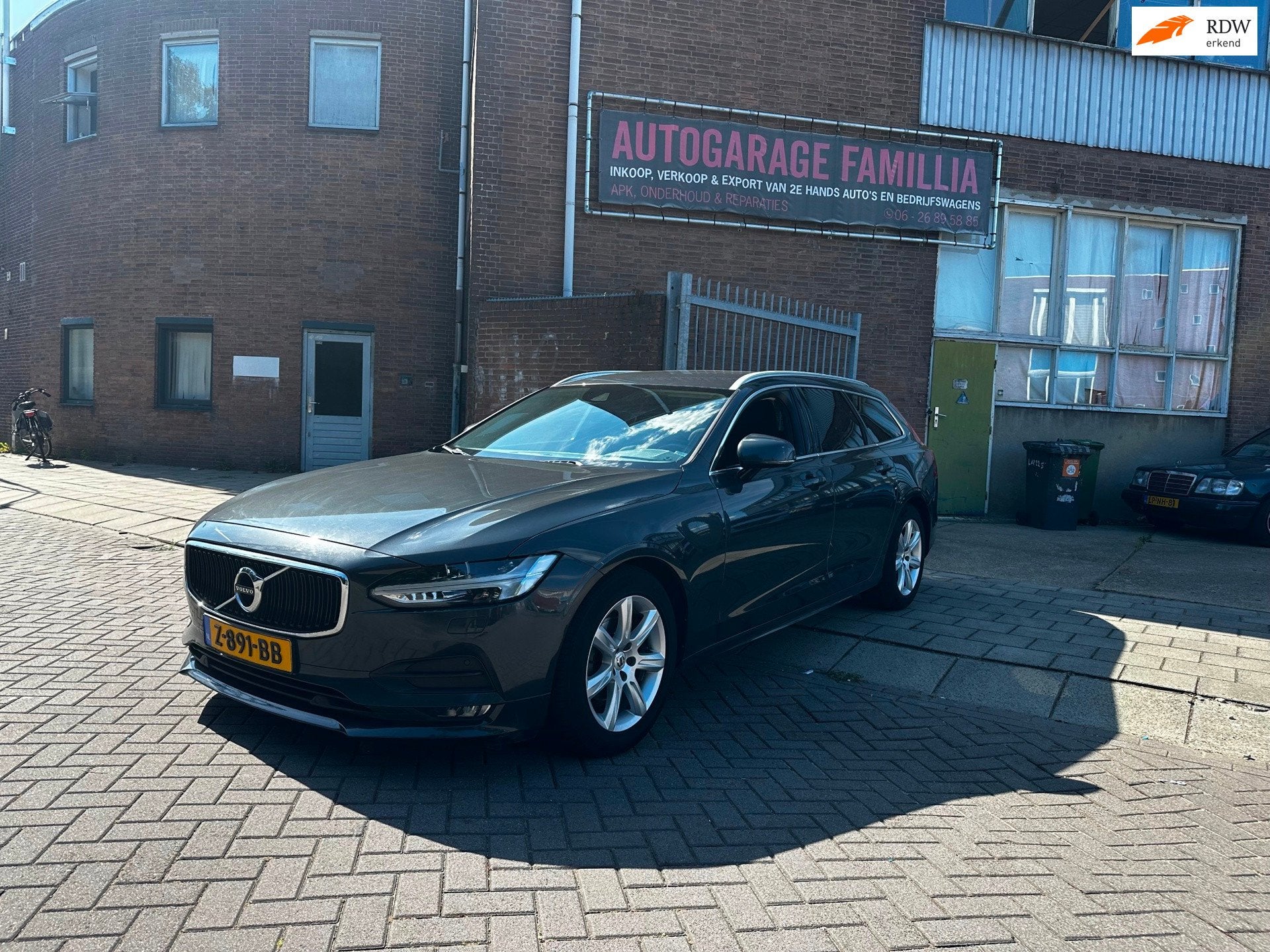 Volvo V90 2.0 D3 Momentum, Auto's, Volvo, Euro 6, 4 cilinders, Zwart, Leder