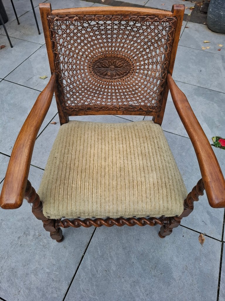 Vintage kloosterstoel met webbing en stoffen zitting, Ophalen
