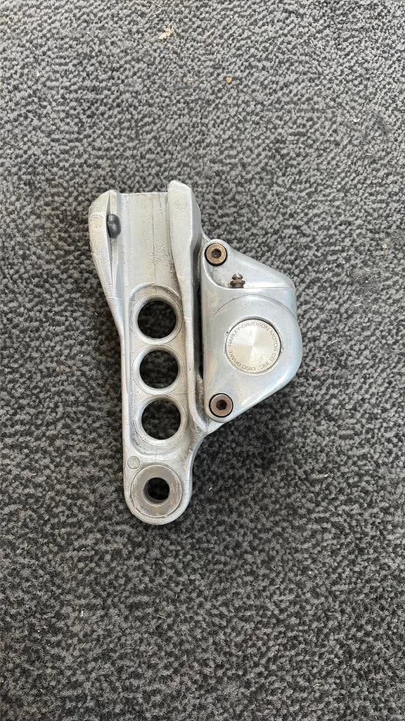 Ironhead xl1000 achter remklauw ‘79-‘81, Motoren, Gebruikt, Harley@.com, Straat 4, Ophalen of Verzenden