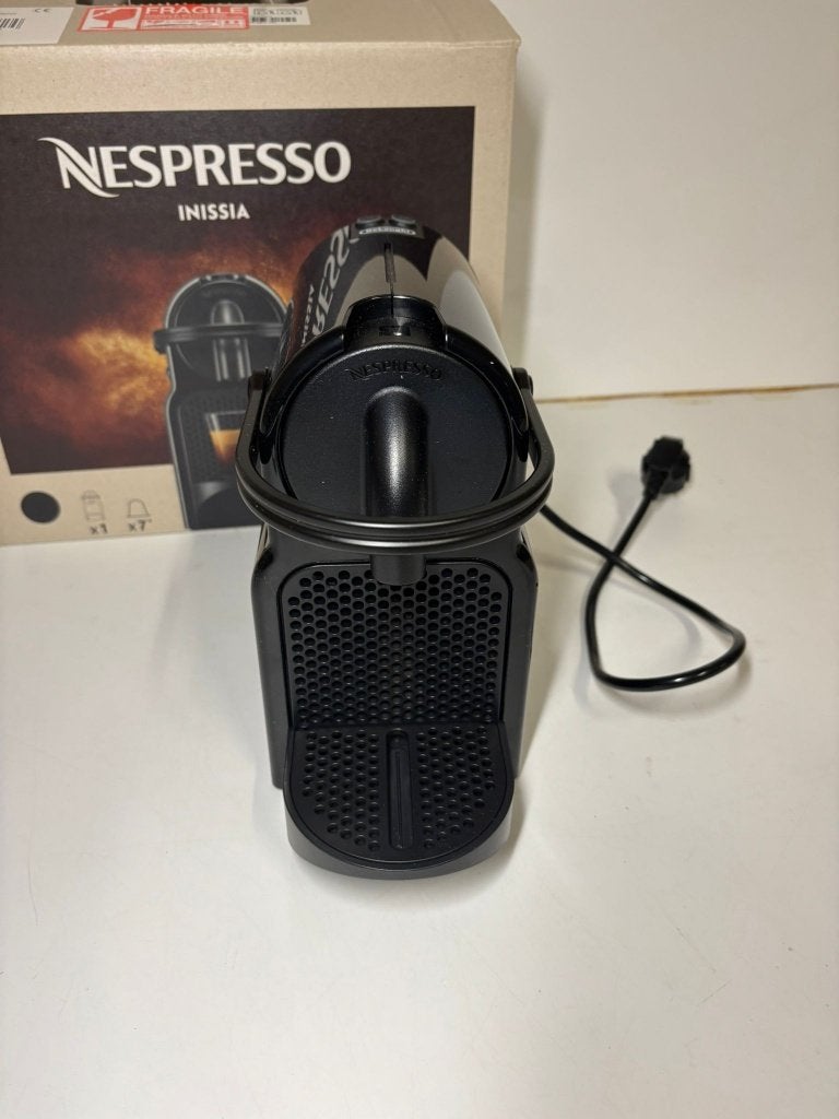 Foto 3 van Nespresso Inissia De'Longhi Zwart – Zo Goed Als Nieuw