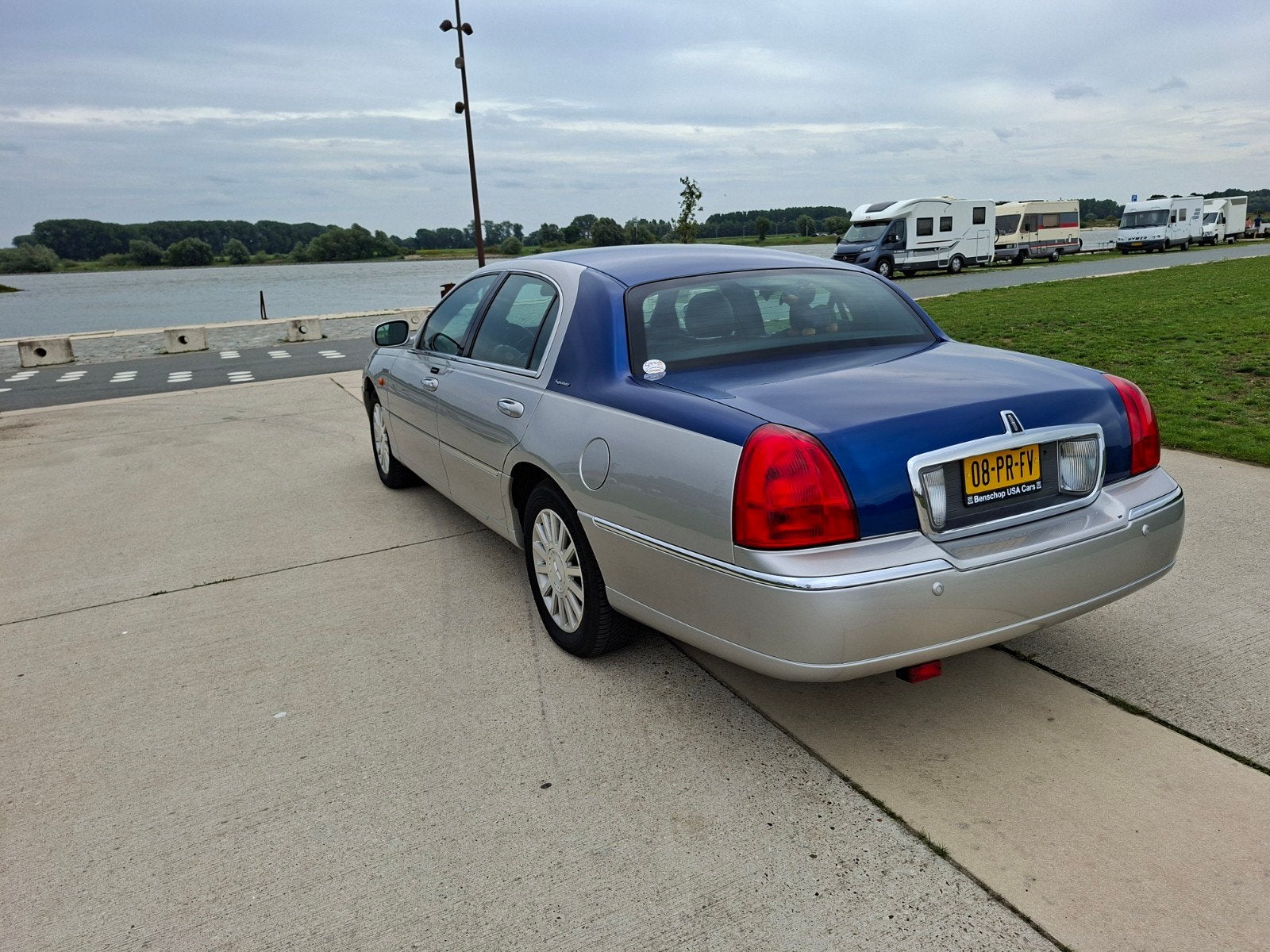 Ford Lincoln Towncar Executief 2003, Auto's, 242 pk, Overige kleuren, 2000 kg, Leder