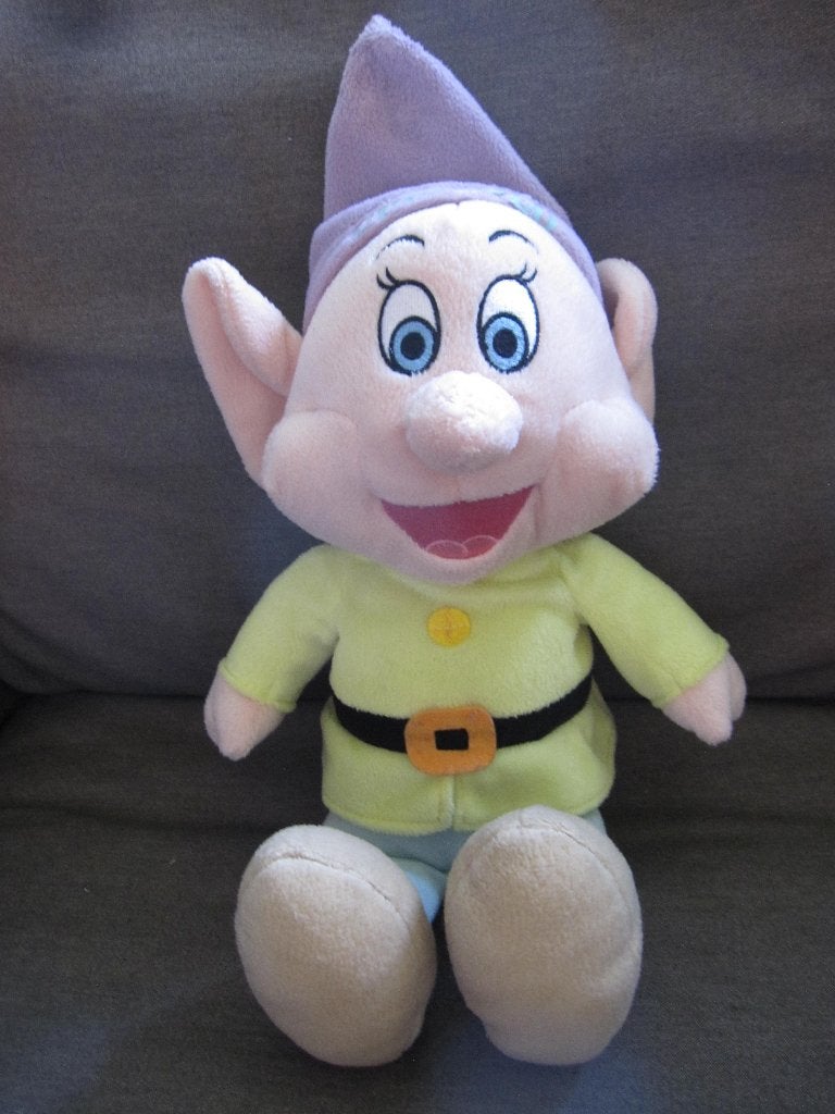 Grote Dopey knuffel 1 van de zeven dwergen Sneeuwwitje 5,--, Kinderen en Baby's, Ophalen of Verzenden, Zo goed als nieuw, Overige typen