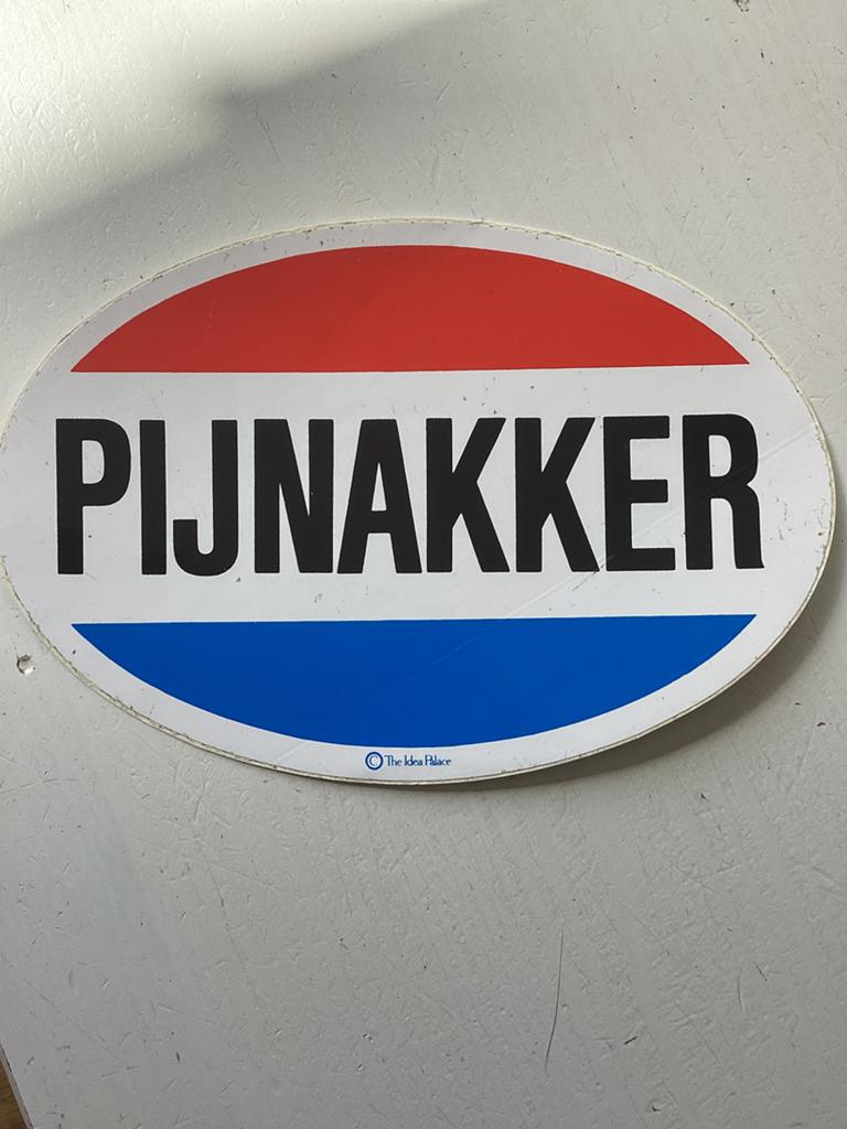 Sticker Pijnakker (misdruk Pijnacker), Verzenden, Zo goed als nieuw