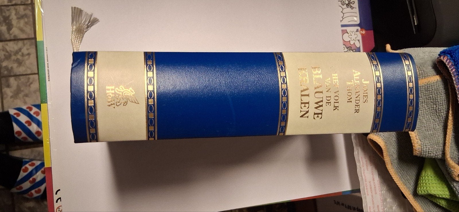 Het Blauwe Boek van de Walvissen - James Alexander, Boeken, Ophalen of Verzenden, Gelezen, James Alexander