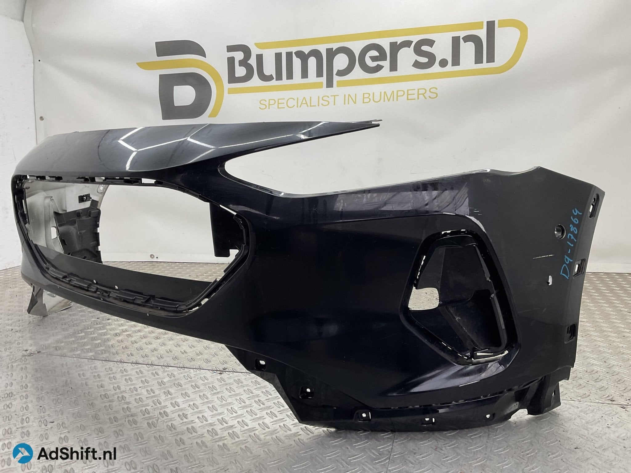 Bumper Ford Focus Active 20- nx7b-17e889-u Voorbumper D9-178, Bumper