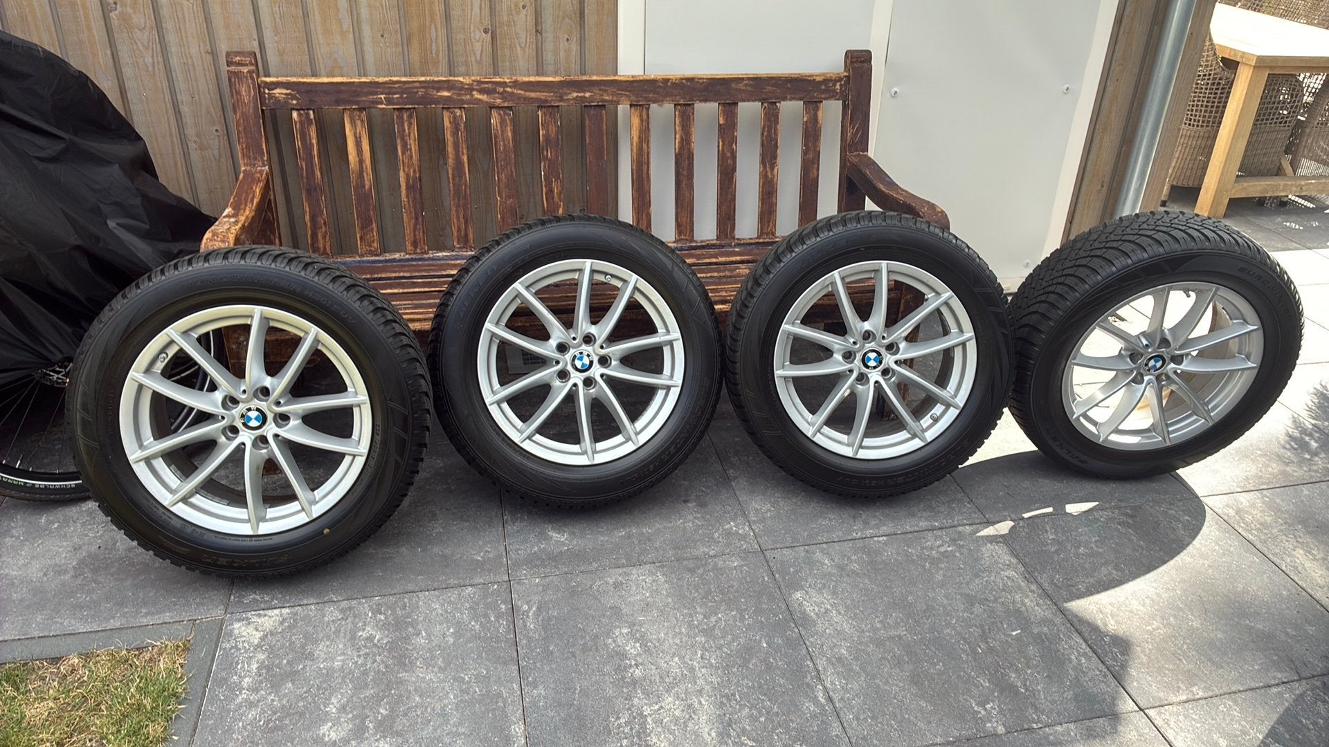 Originele BMW velgen 618 met winterbanden, Auto-onderdelen, Banden en Velgen, 18 inch, Banden en Velgen, Nieuw, Winterbanden