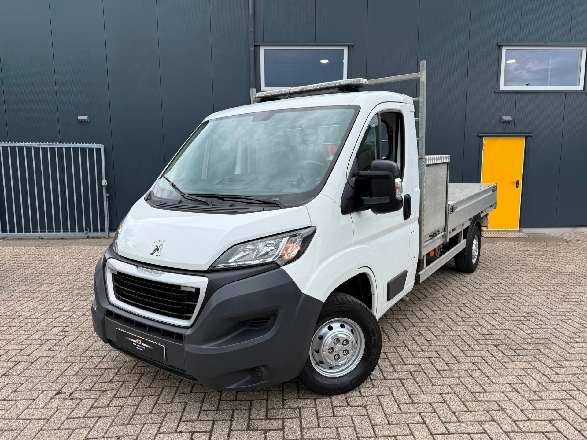 Peugeot Boxer 333 2.0 BlueHDI L2S Pick-Up * Kraan * Airco *, Voorwielaandrijving, Dealer onderhouden, Gebruikt, 4 cilinders