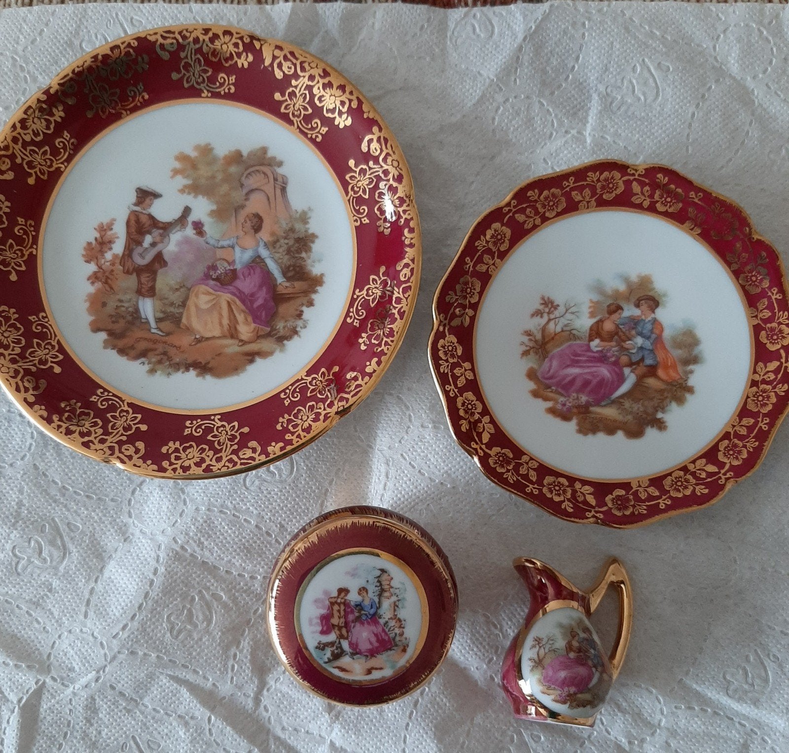 Limoges France Miniatuur Porselein romantische Scènes, Antiek en Kunst, Ophalen