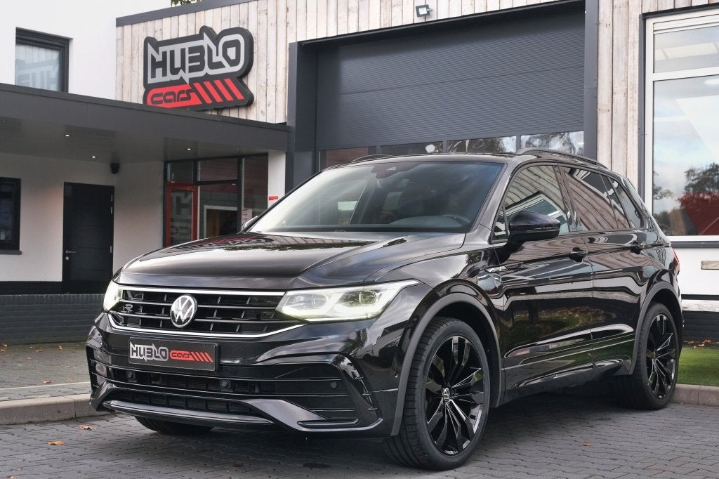 Volkswagen Tiguan 2.0 TSI R-Line 4Motion Pano, Digitaal, Led, Auto's, Volkswagen, Gebruikt, Zwart, 4 cilinders, 1984 cc
