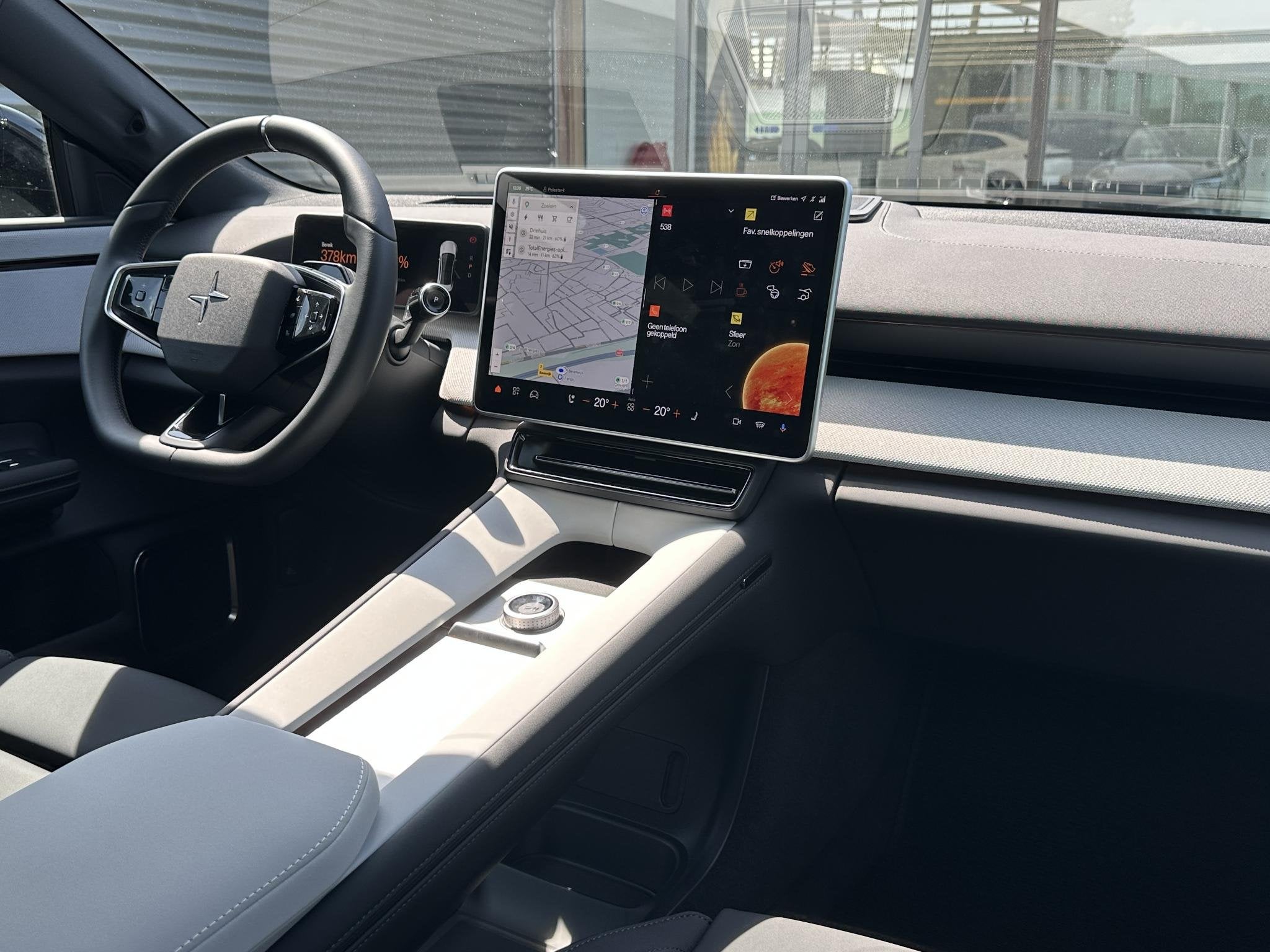 Polestar 4 Long Range Dual motor Prime 100 kWh / Pano. dak /, Auto's, Automaat, Zwart, Vierwielaandrijving, 2330 kg