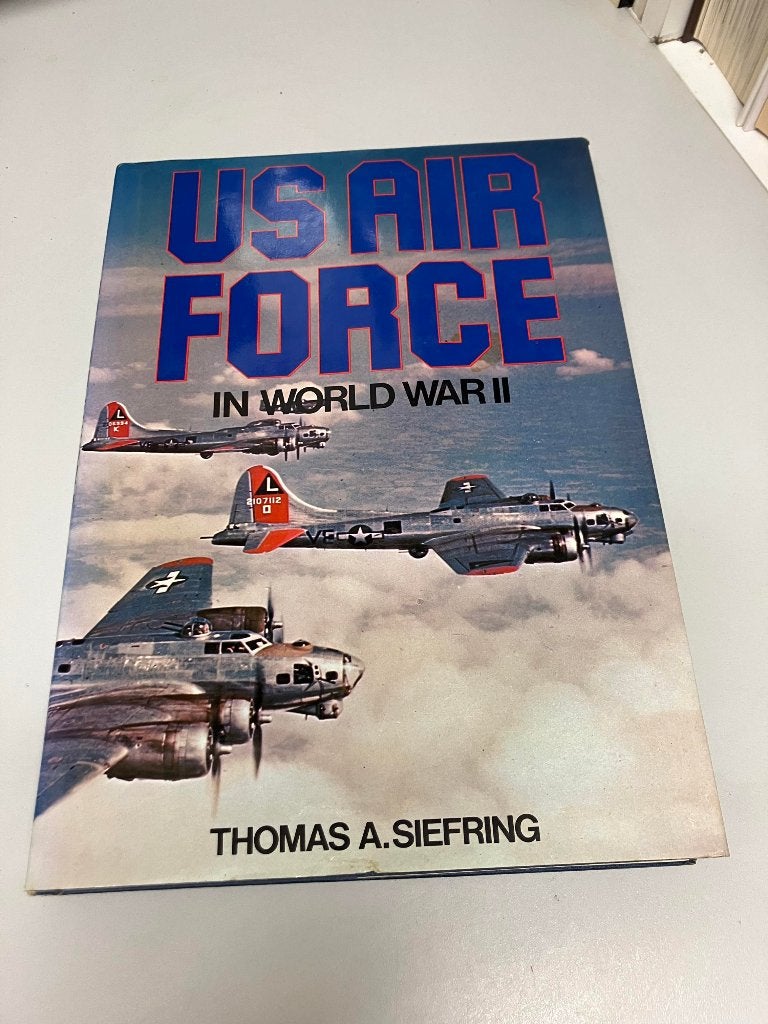 US Air force in world war 2, Boeken, Oorlog en Militair, Ophalen of Verzenden, Tweede Wereldoorlog, Gelezen, Luchtmacht