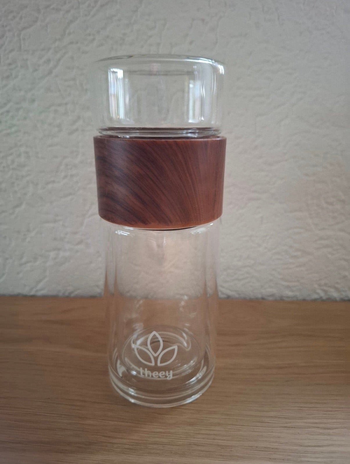 Theey flesje met houten accent, Theepot/fluitketel, Glas, Ophalen of Verzenden, Zo goed als nieuw