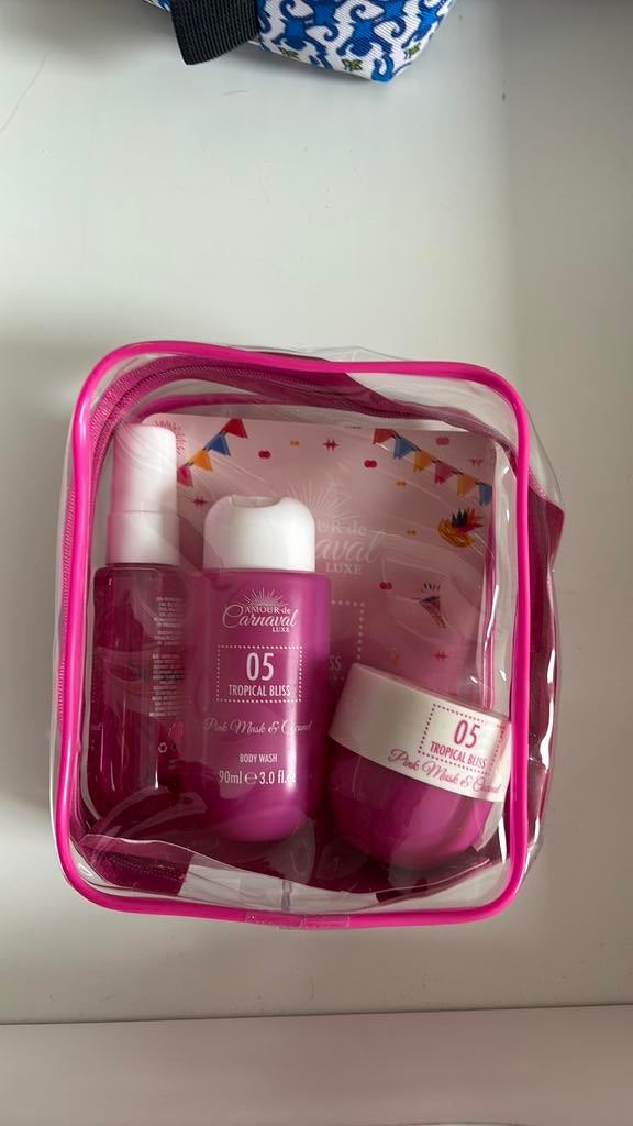 body lotian body mist douche gel set, Ophalen, Nieuw