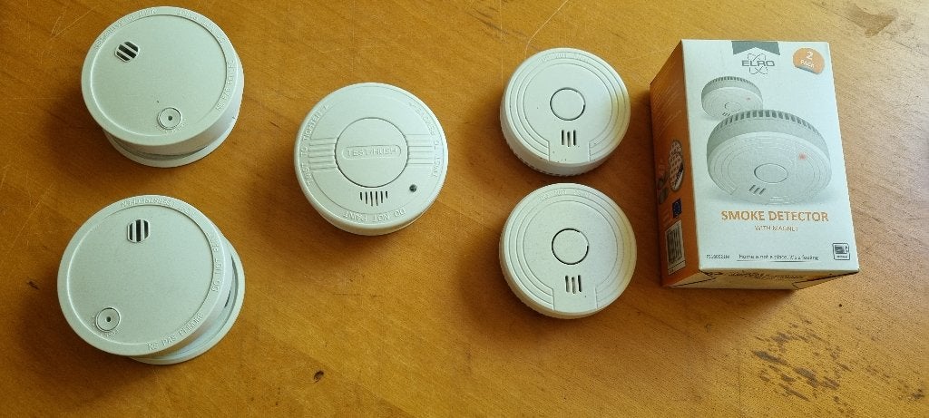Brandmelders deel nieuw in doos, Detector, Sensor of Melder, Nieuw, Ophalen of Verzenden, Rook